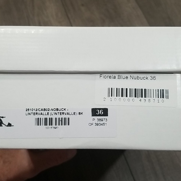 L'intervalle Fiorela Women's Blue Nubuck (Suede) Sandals Size EU=36 US=5 - Picture 7 of 8